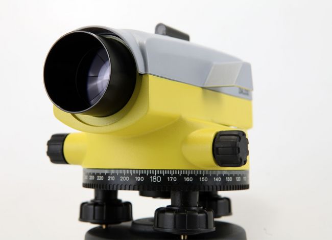 Nivela optică GeoMax ZAL 224, Zoom optic 24x-2-IMG-slider