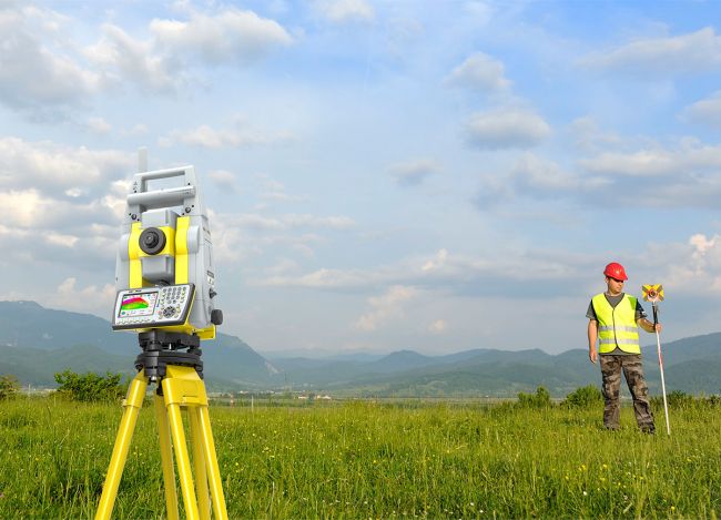 Robotic Total station Zoom90 R, A10, 2 